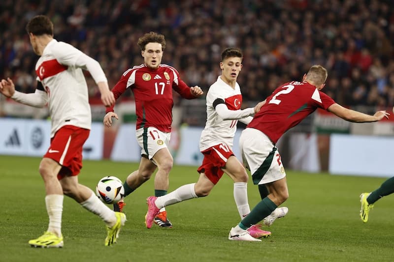 Soi kèo tài xỉu Thổ Nhĩ Kỳ vs Hungary