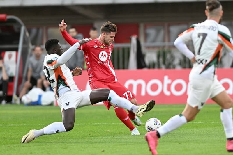 Soi kèo châu Á, kèo chấp Venezia vs Monza